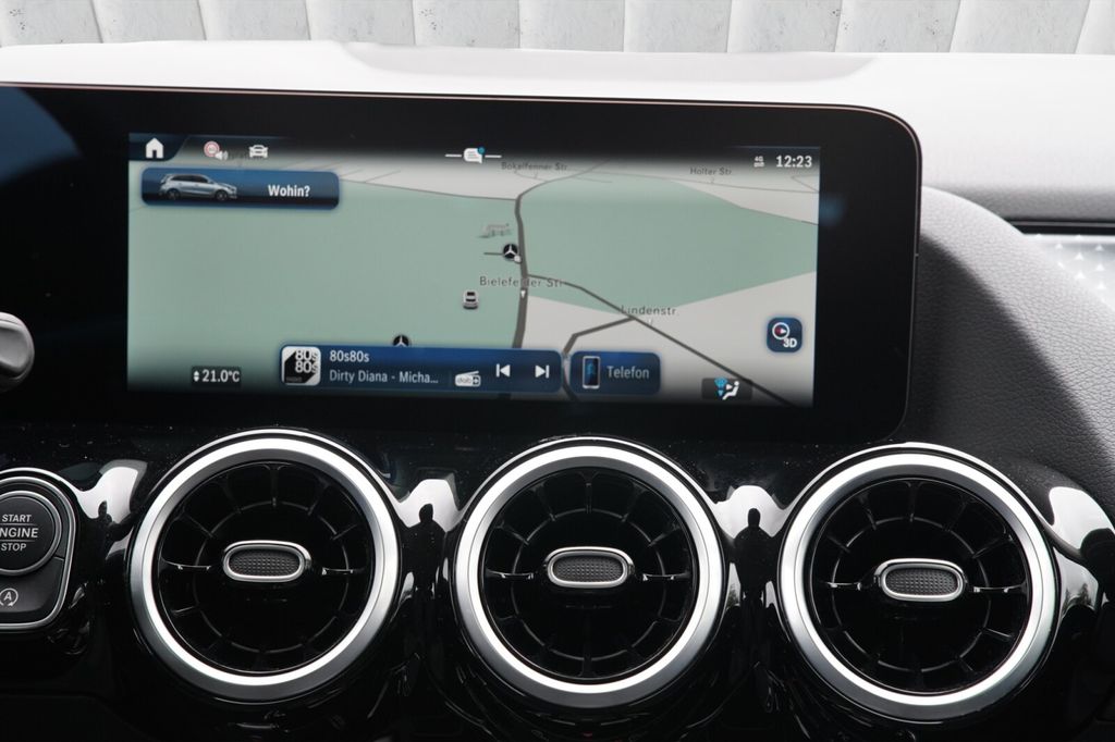 Mercedes-Benz B 180 2024