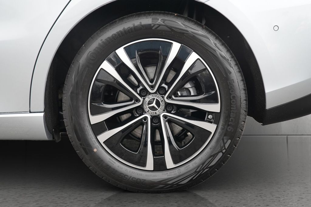 Mercedes-Benz B 180 2024