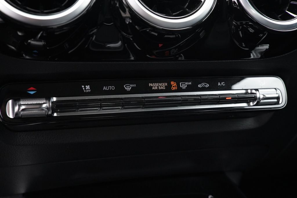 Mercedes-Benz B 180 2024