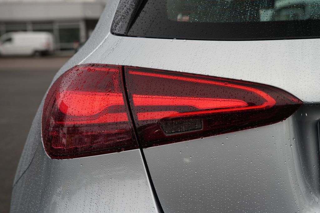 Mercedes-Benz A 250 2024