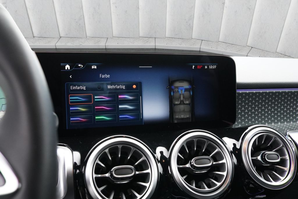 Mercedes-Benz EQB 2024