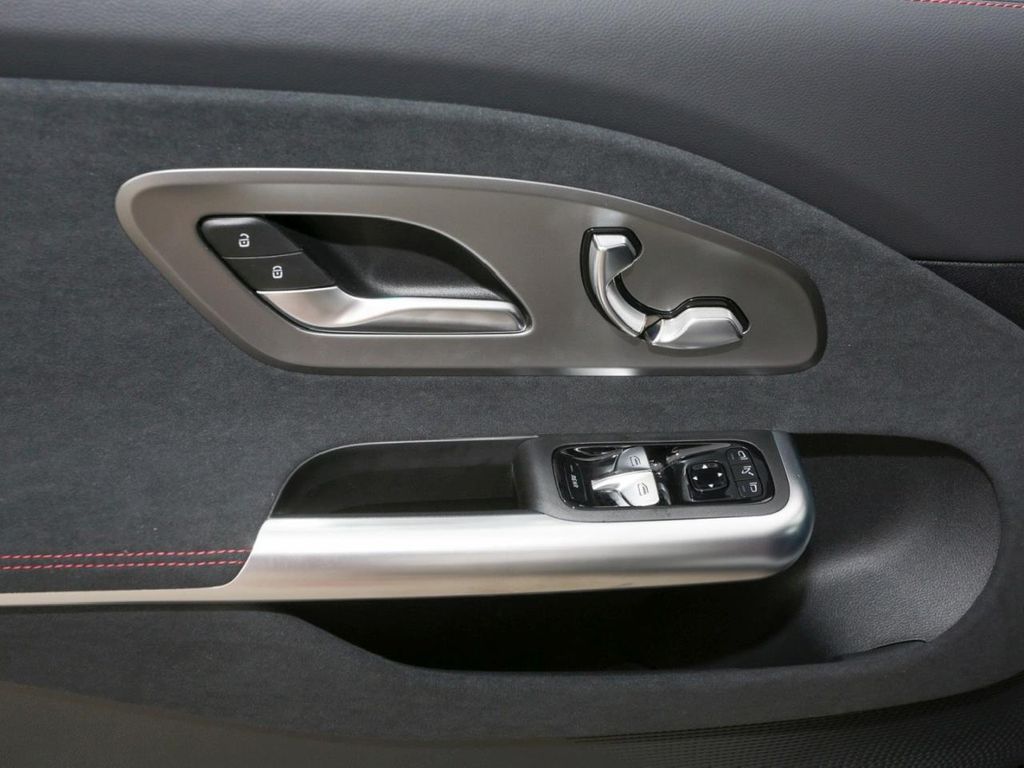 Mercedes-Benz CLA 250 2025