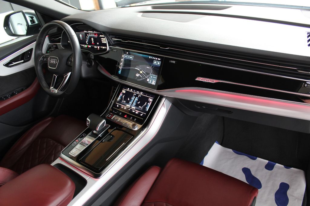 Audi SQ8 2022