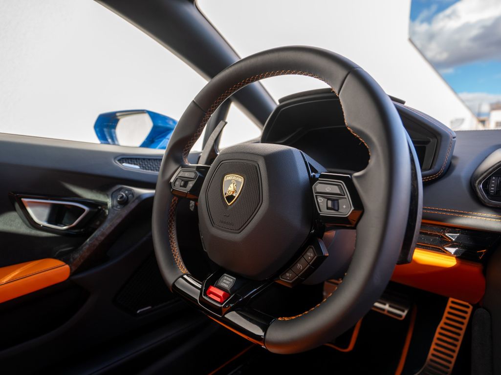 Lamborghini Huracán 2021