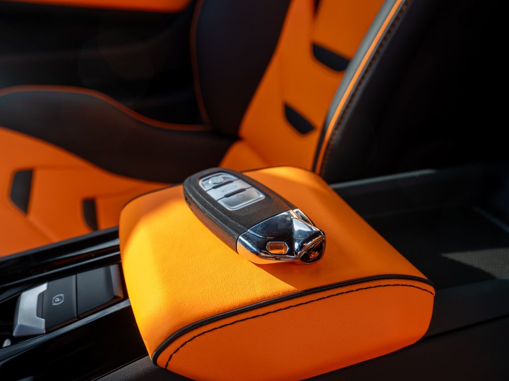 Lamborghini Huracán 2021