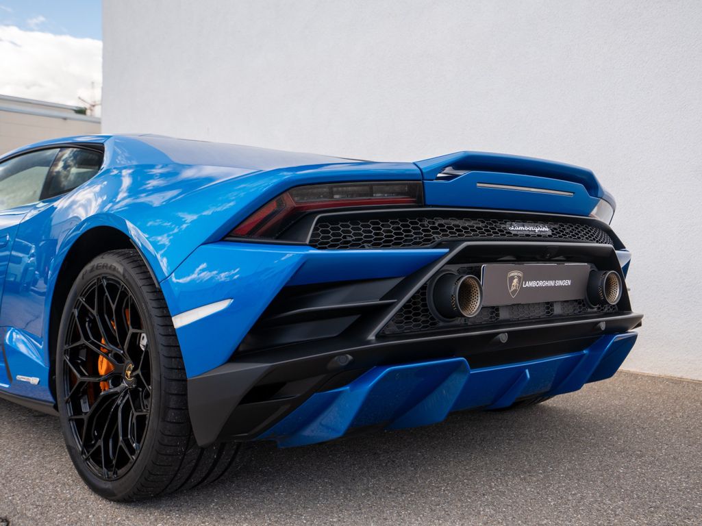 Lamborghini Huracán 2021