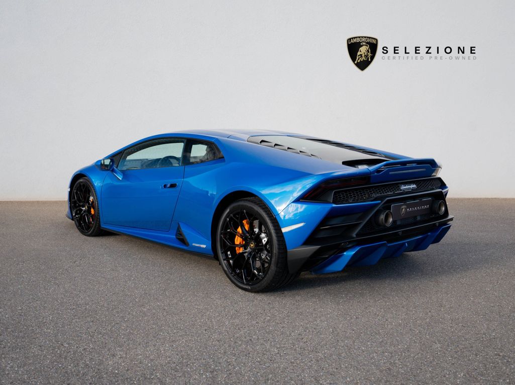 Lamborghini Huracán 2021