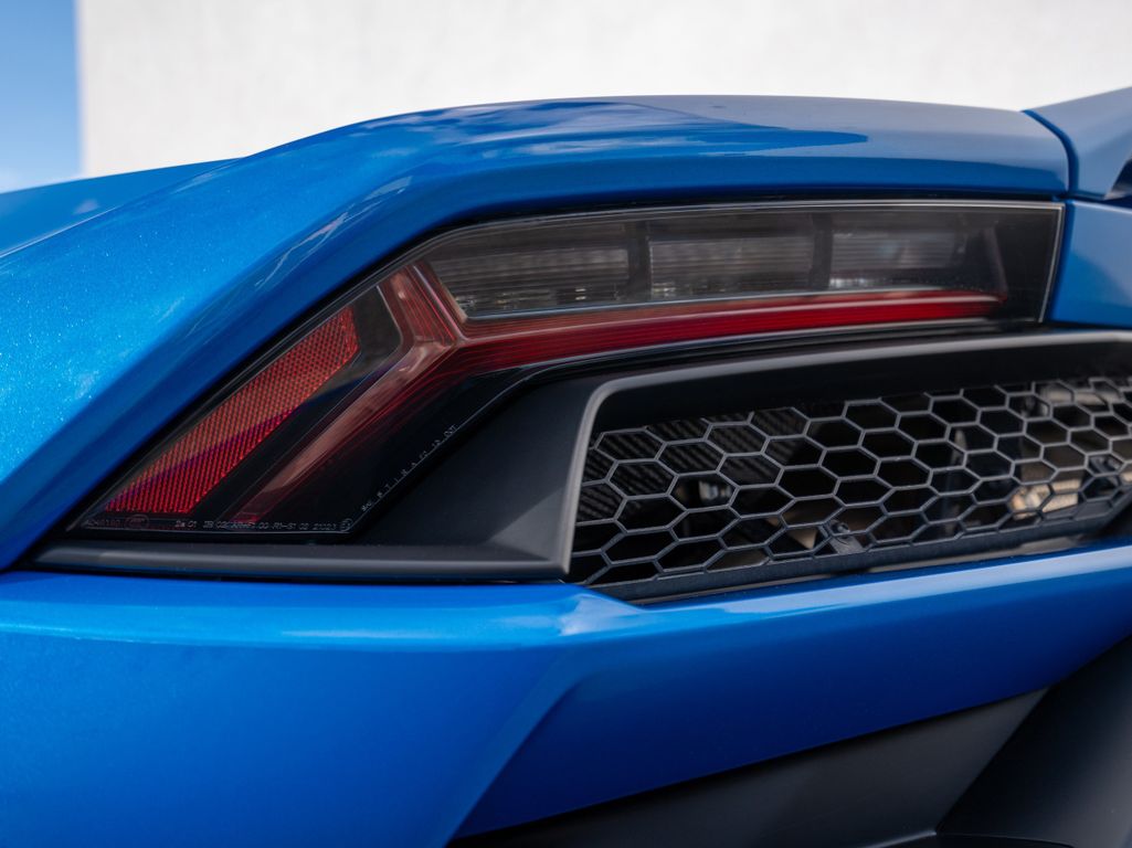 Lamborghini Huracán 2021