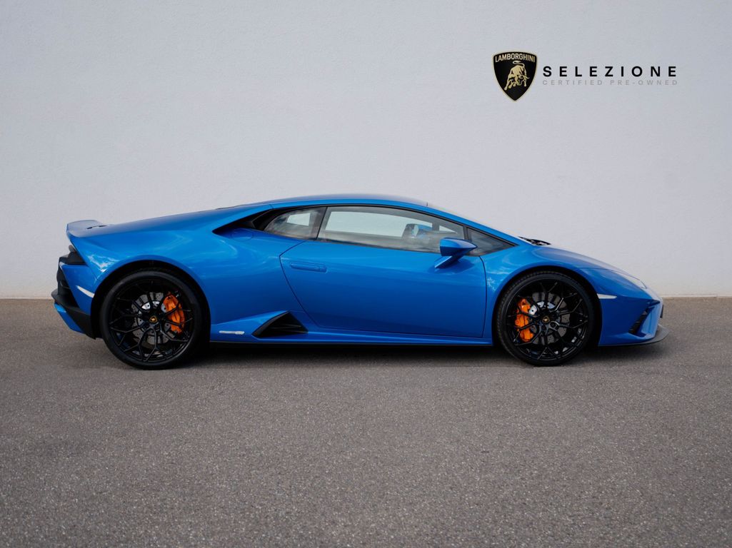 Lamborghini Huracán 2021