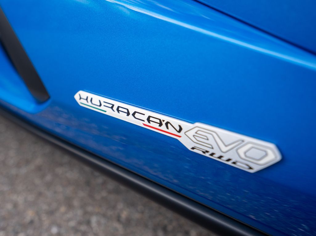 Lamborghini Huracán 2021