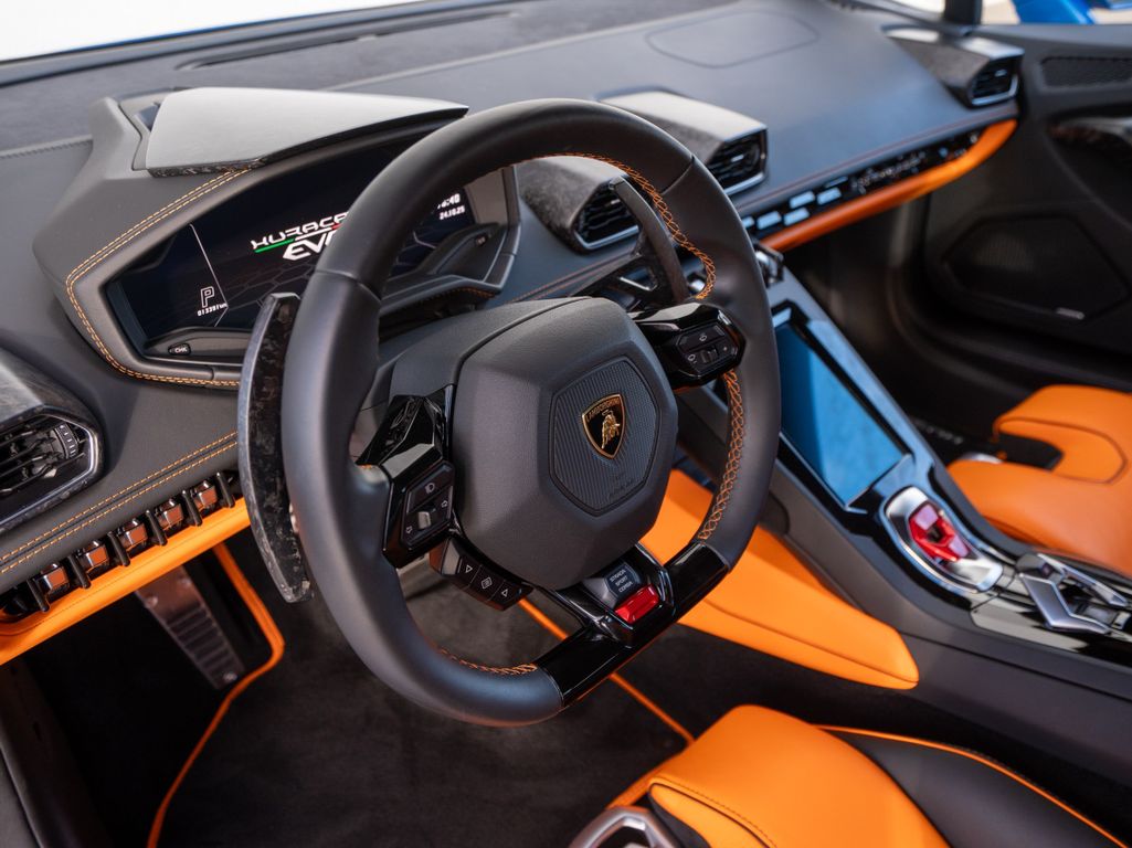Lamborghini Huracán 2021