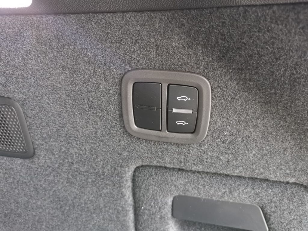 Porsche Cayenne 2025