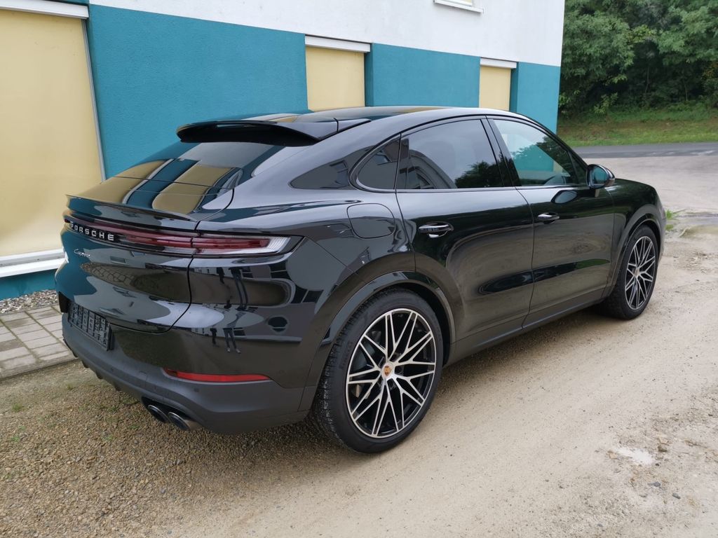 Porsche Cayenne 2025