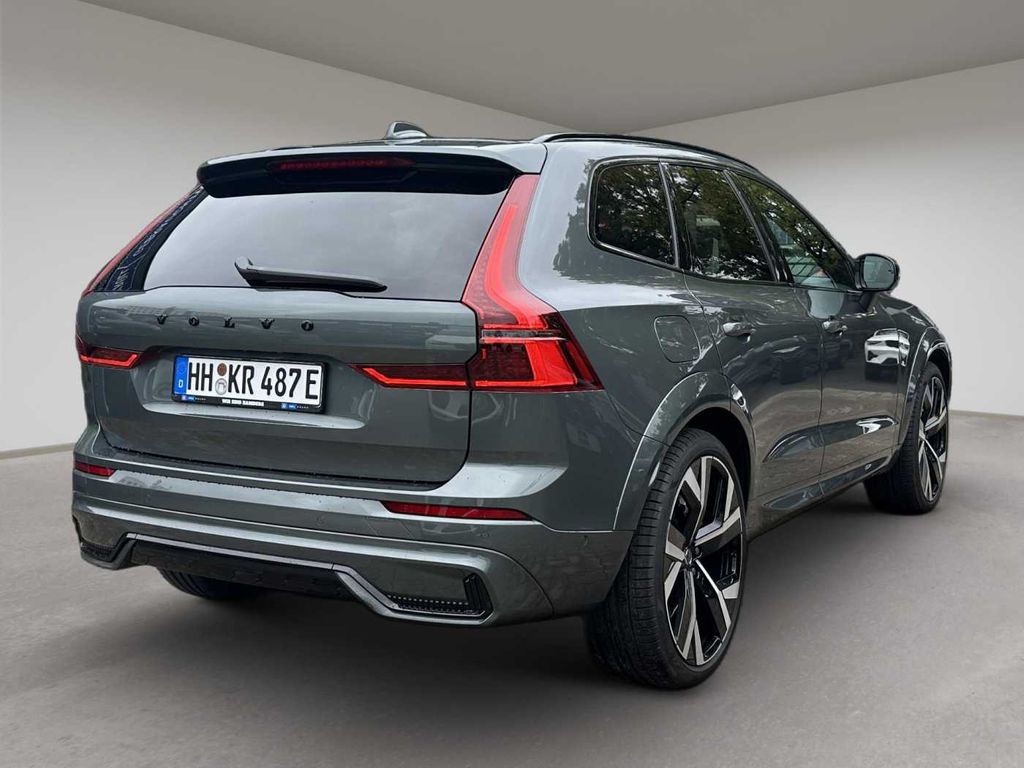 Volvo XC60 2025