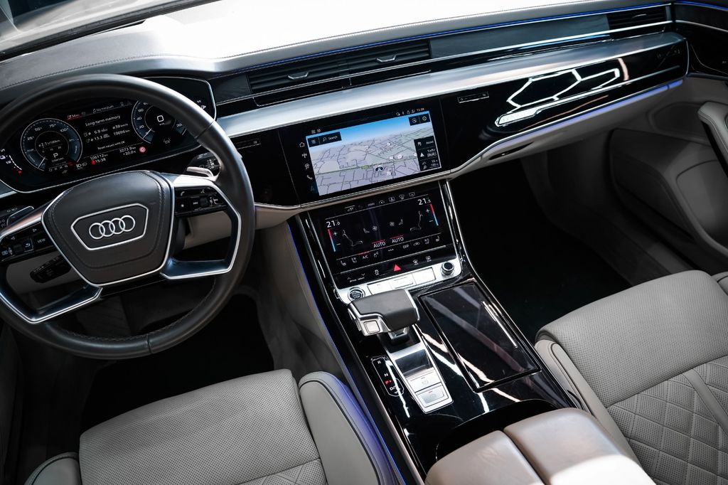 Audi A8 2023