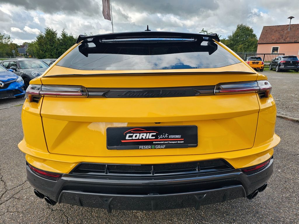 Lamborghini Urus 2023