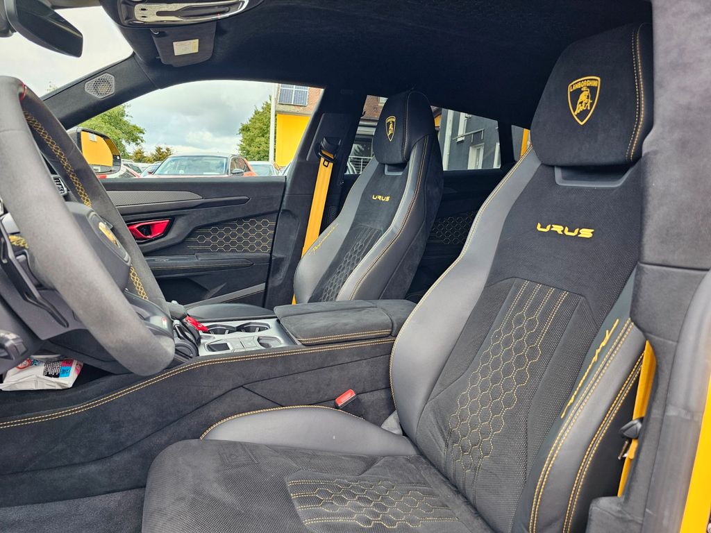 Lamborghini Urus 2023