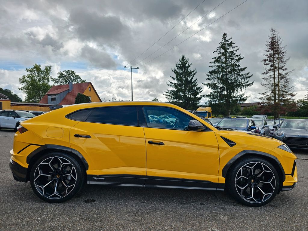 Lamborghini Urus 2023