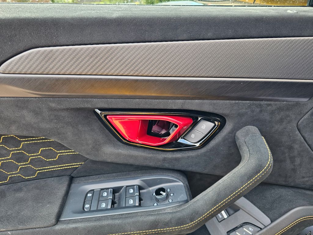 Lamborghini Urus 2023