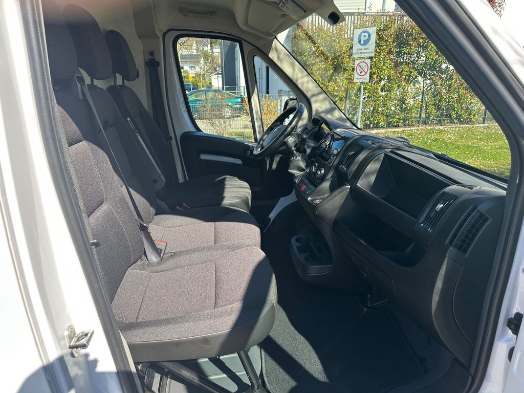 Opel Movano 2023