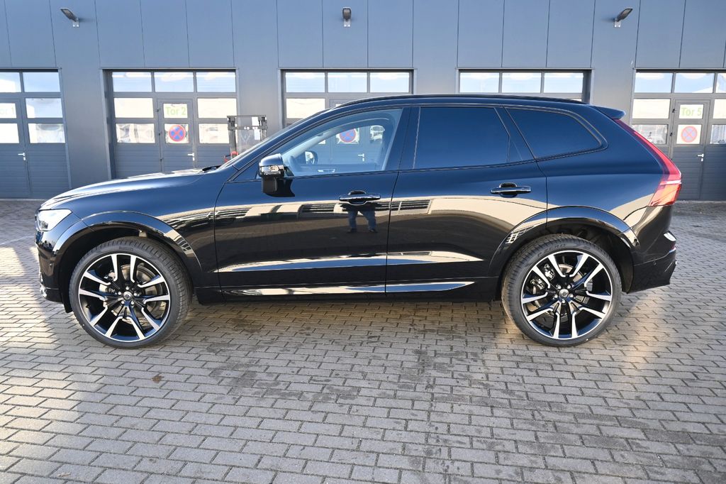 Volvo XC60 2025