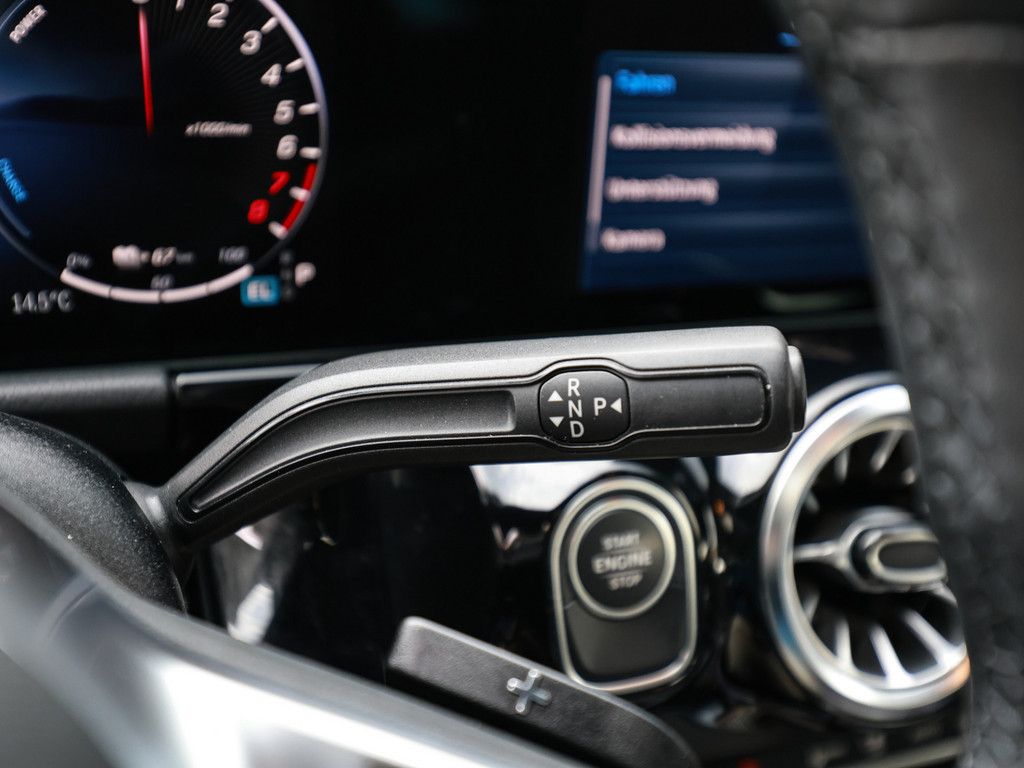 Mercedes-Benz B 250 2023