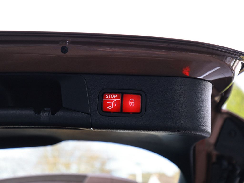 Mercedes-Benz B 250 2023