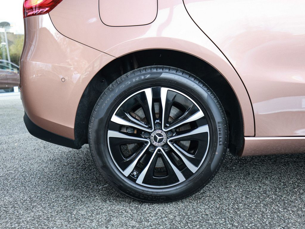 Mercedes-Benz B 250 2023