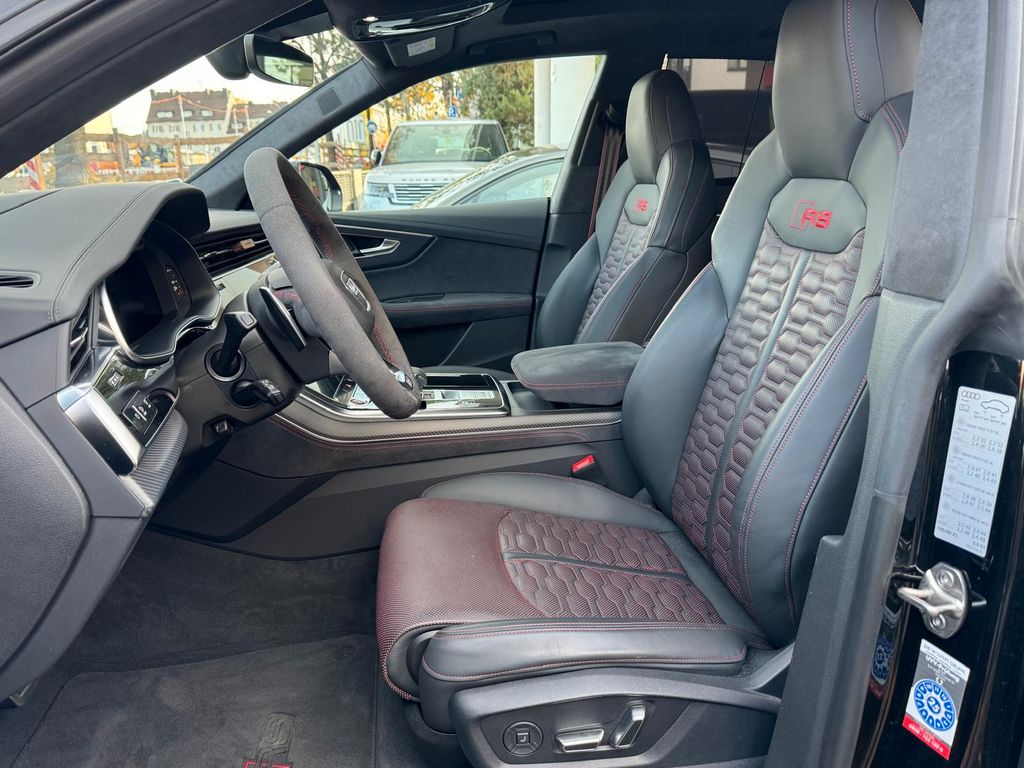 Audi RSQ8 2024