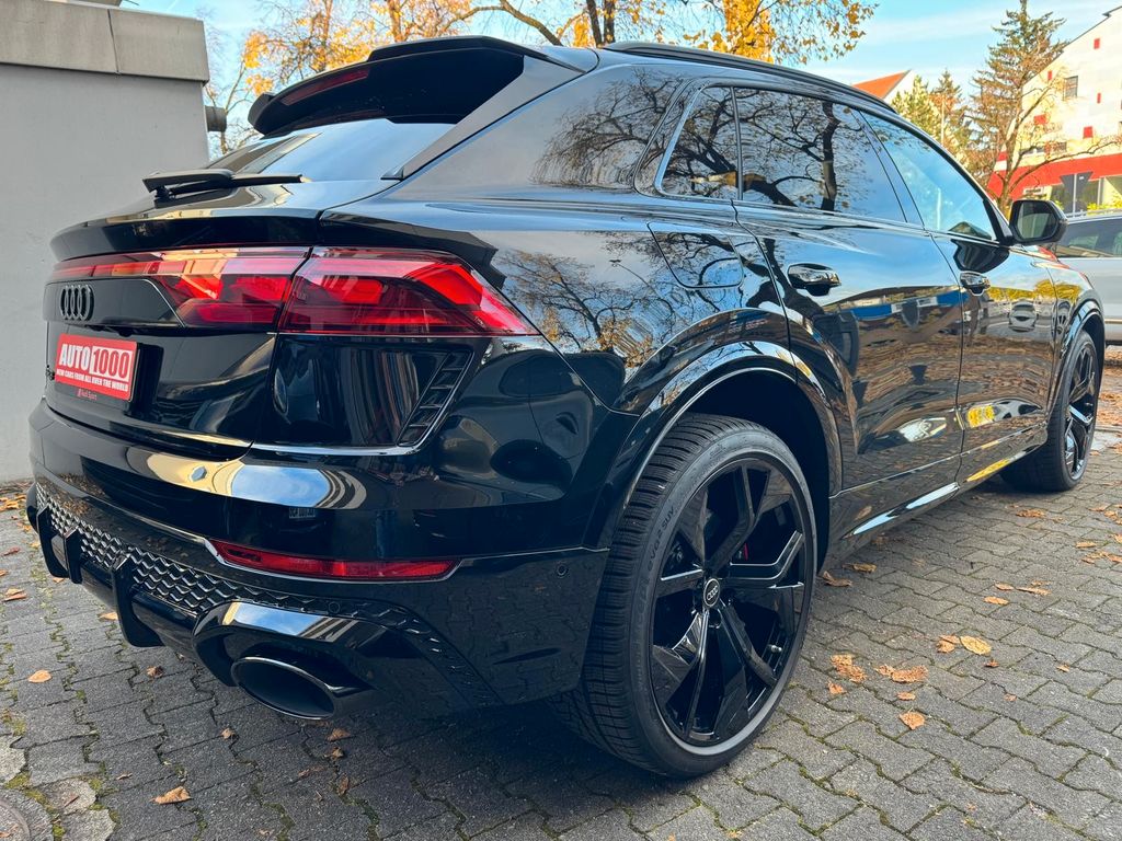 Audi RSQ8 2024