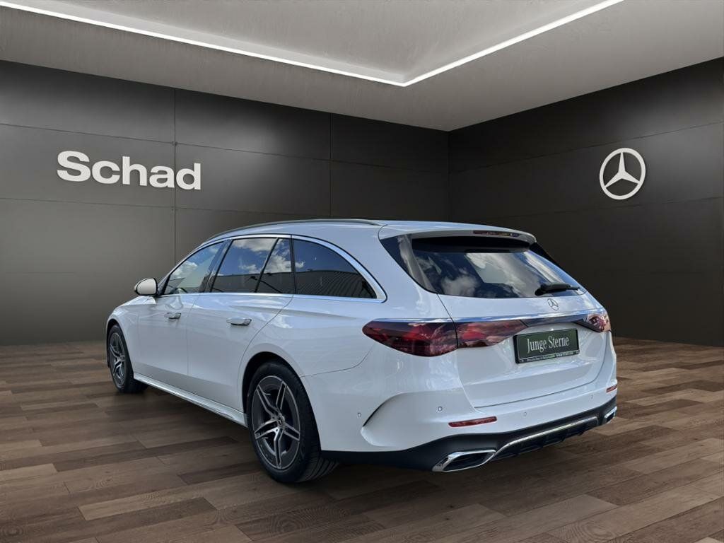 Mercedes-Benz E 220 2024