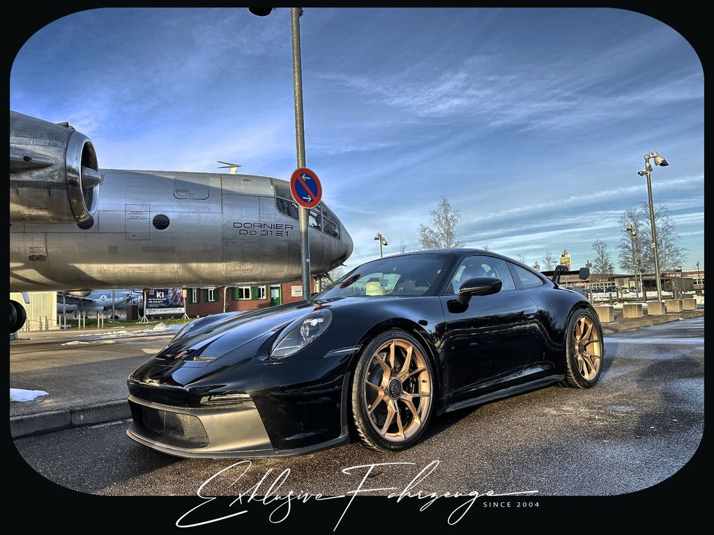 Porsche 992 2025