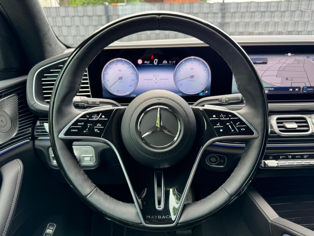 Mercedes-Benz GLS 600