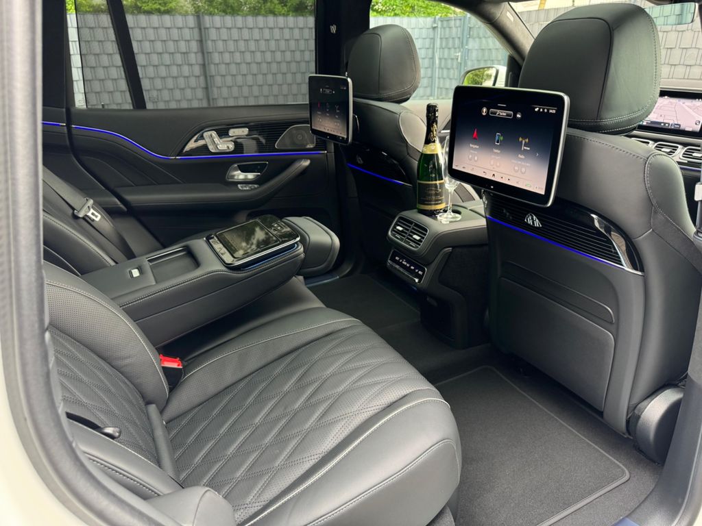 Mercedes-Benz GLS 600