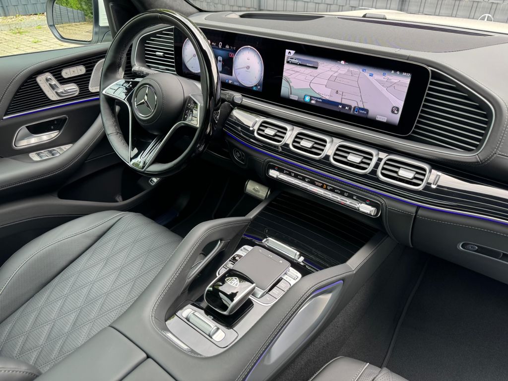 Mercedes-Benz GLS 600