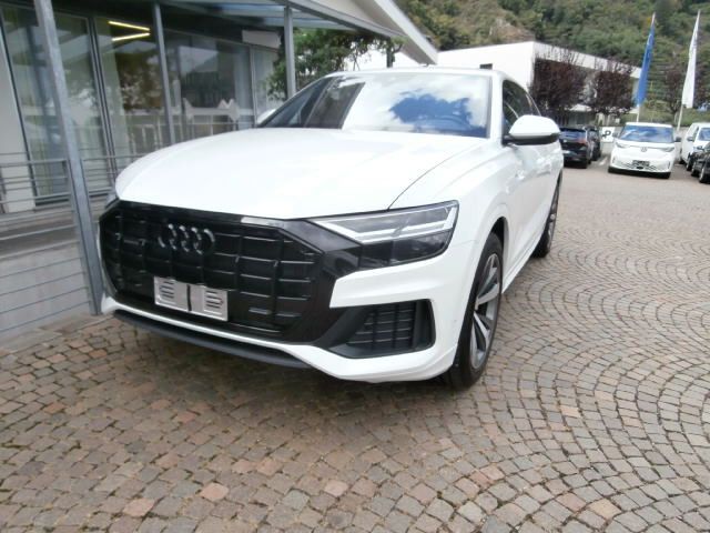 Audi Q8 2021