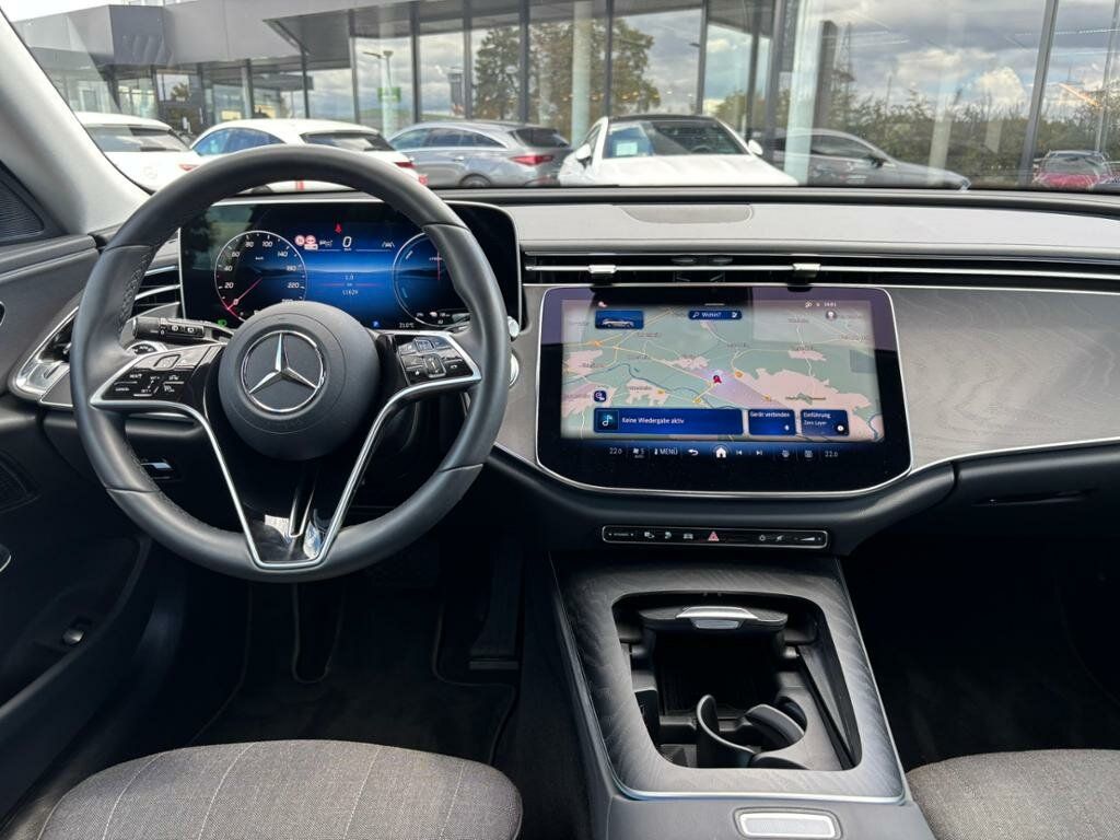 Mercedes-Benz E 300 2024