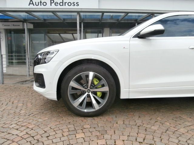 Audi Q8 2021