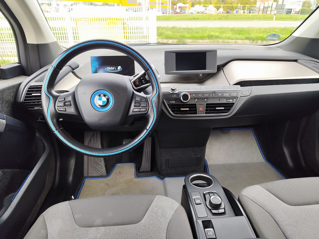 BMW i3 2021