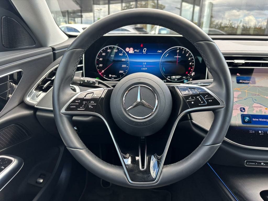 Mercedes-Benz E 300 2024