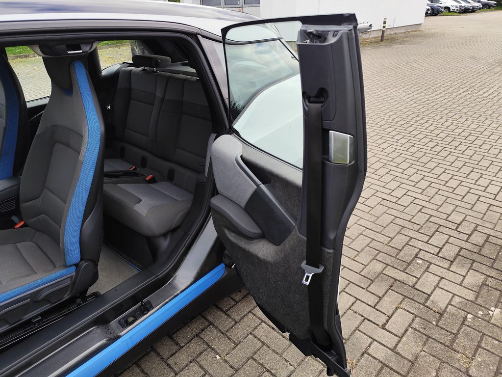 BMW i3 2021