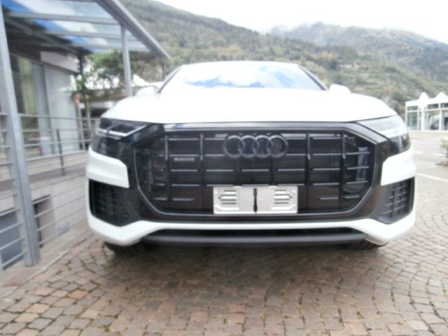 Audi Q8 2021