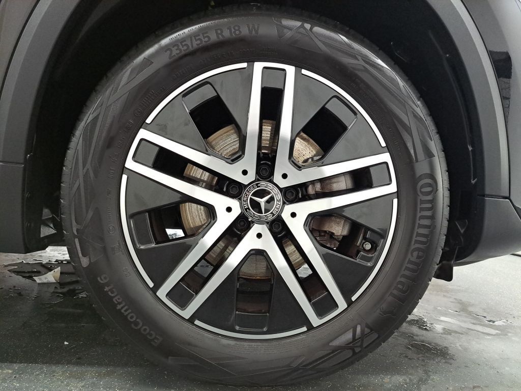 Mercedes-Benz GLA 200 2021