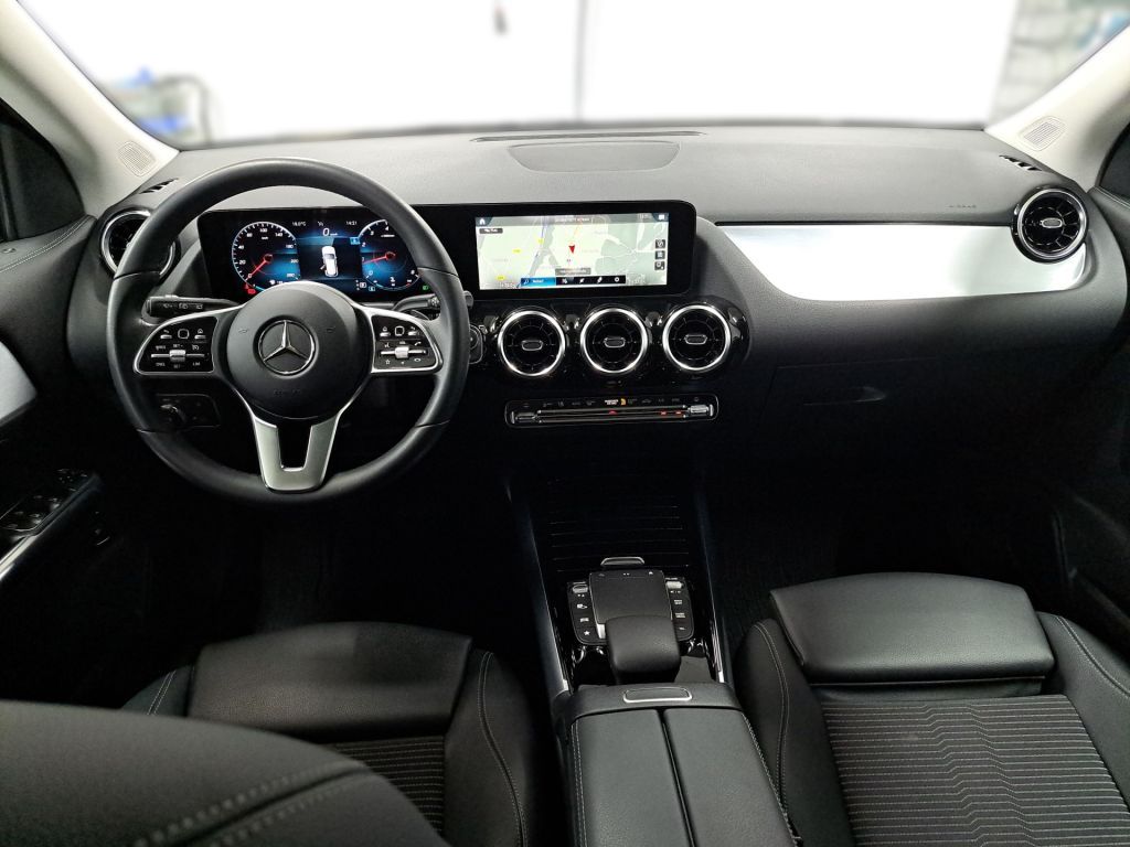 Mercedes-Benz GLA 200 2021