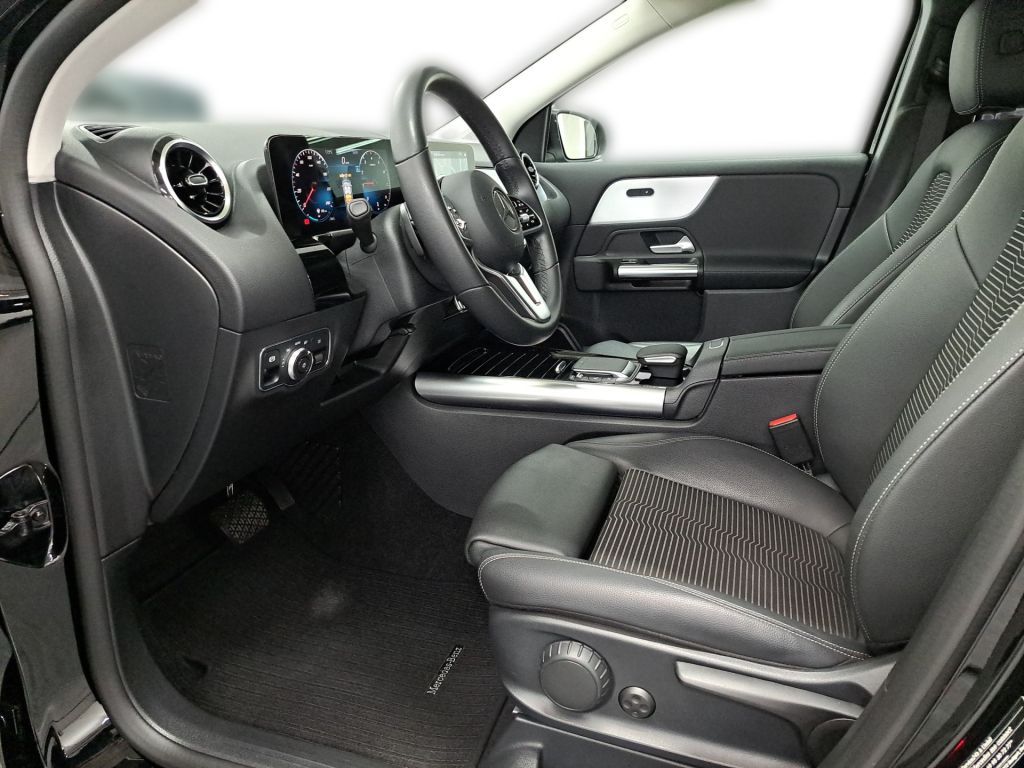 Mercedes-Benz GLA 200 2021