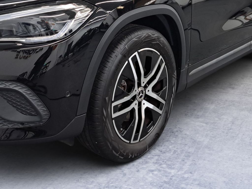 Mercedes-Benz GLA 200 2021