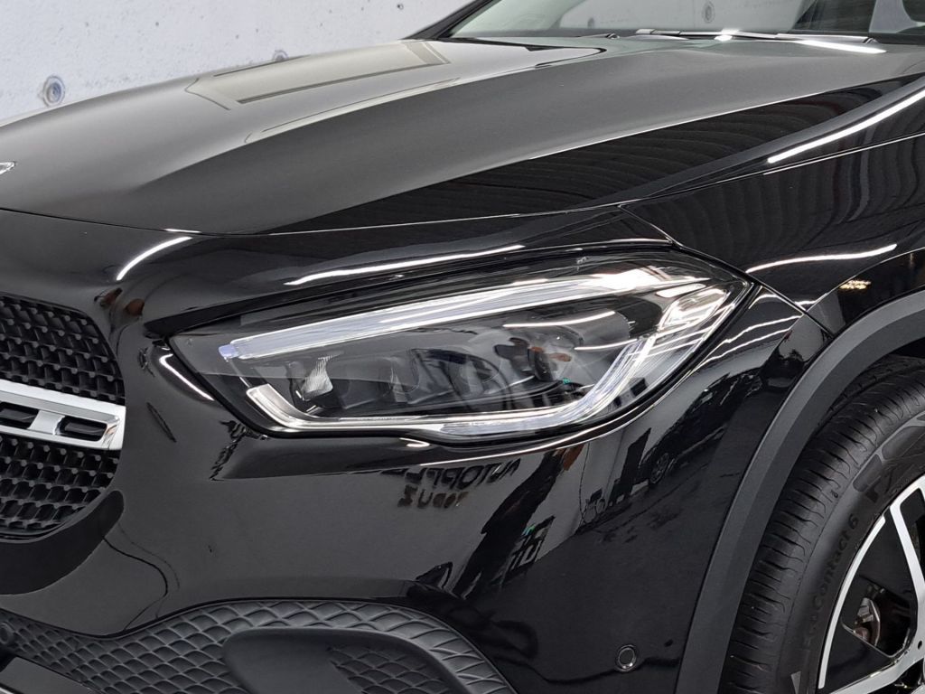 Mercedes-Benz GLA 200 2021