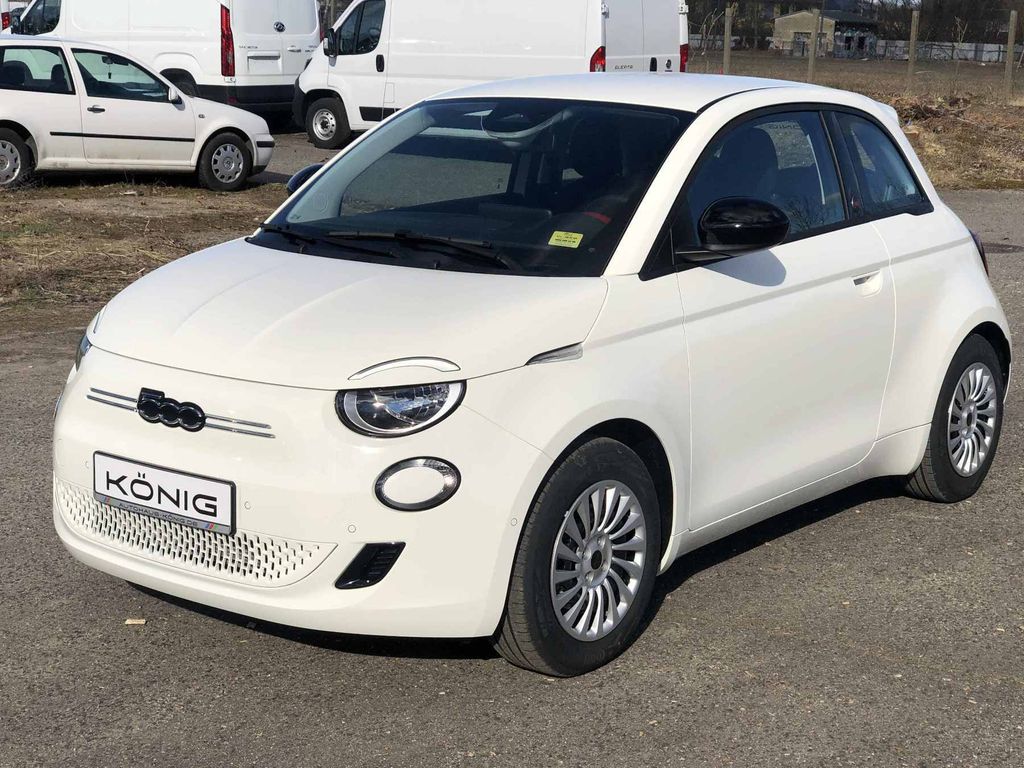 Fiat 500e 2025