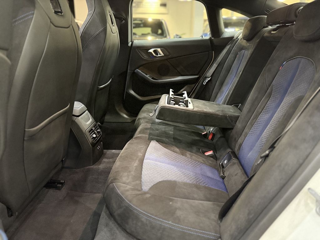 BMW 218 Gran Coupé 2024