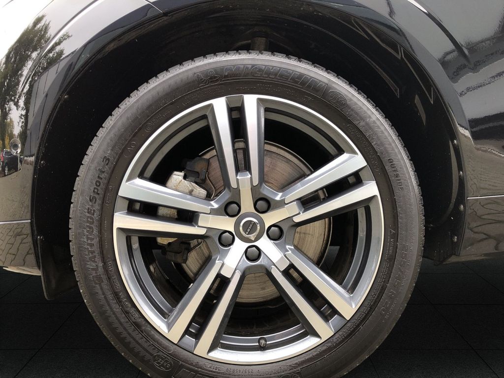 Volvo XC60 2022